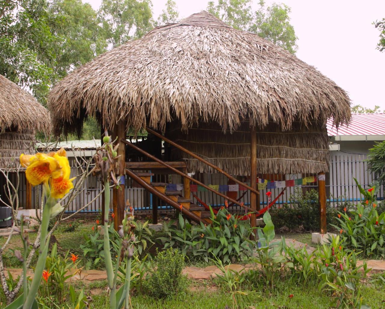 Mama Clares Hotel Sihanoukville Luaran gambar